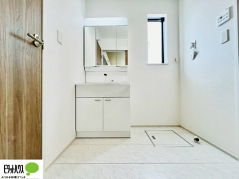 ���ʑ�E���ʏ��@�{�H��ʐ^�@�g���₷���V���v���Ȑ��ʉ��ϑ�B�����̎x�x�͂�������n�܂�܂��B