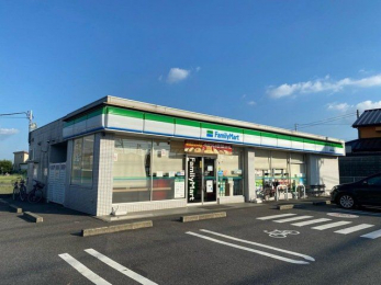 ���ӊ��@�t�@�~���[�}�[�g��t�ᏼ���X �k��1���B 80m