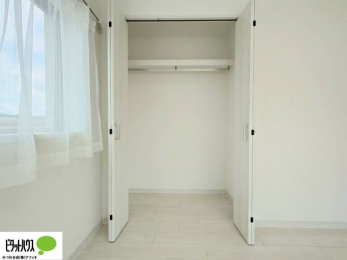 ���[�@���ꂼ��̂������Ɏ��[�X�y�[�X������̂Ńv���C�x�[�g�ȉו����g�߂ɒu�����Ƃ��ł��܂��B