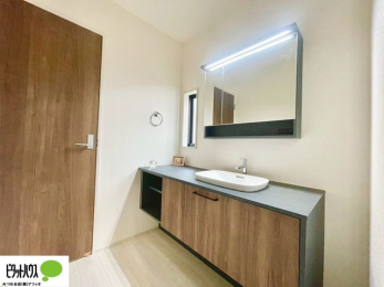 ���ʑ�E���ʏ��@�{�H��ʐ^�@�g���₷���V���v���Ȑ��ʉ��ϑ�B�����̎x�x�͂�������n�܂�܂��B