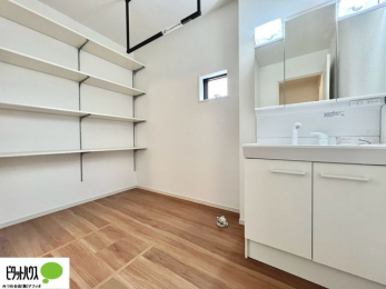 ���ʑ�E���ʏ��@�{�H��ʐ^�@�g���₷���V���v���Ȑ��ʉ��ϑ�B�����̎x�x�͂�������n�܂�܂��B