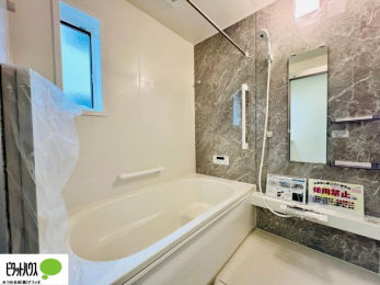 �����@�{�H��ʐ^�F1���̔�����������x���̓��͂��q�l�Ƃ̃R�~���j�P�[�V�����̏�Ƃ���