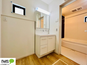 ���ʑ�E���ʏ��@�{�H��ʐ^�@�g���₷���V���v���Ȑ��ʉ��ϑ�B�����̎x�x�͂�������n�܂�܂��B