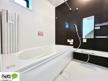�����@�{�H��ʐ^�@�����̔�������Ă���闁���͍L�X�������B�x���͂��q�l�ƈꏏ�ɗV�тȂ������܂��ˁB