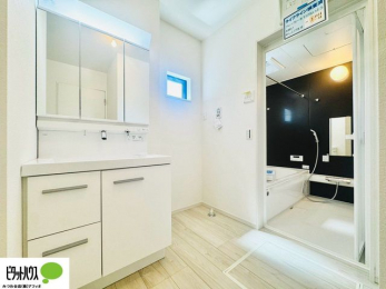 ���ʑ�E���ʏ��@�{�H��ʐ^�F�V�����[�t���O�ʋ����ʑ�B�֗��Ȏ��[�I�Ń^�I���⏬�����X�b�L���B