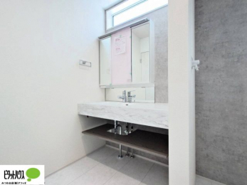 ���ʑ�E���ʏ��@�{�H��ʐ^�@�g���₷���V���v���Ȑ��ʉ��ϑ�B�����̎x�x�͂�������n�܂�܂��B