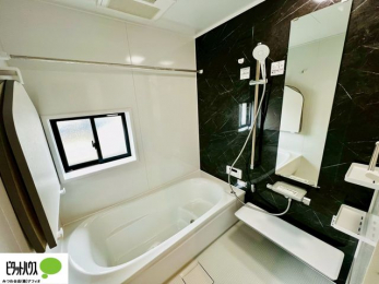 �����@�{�H��ʐ^�@�����̔�������Ă���闁���͍L�X�������B�x���͂��q�l�ƈꏏ�ɗV�тȂ������܂��ˁB