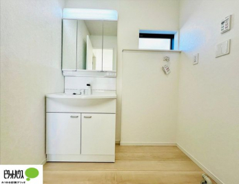 ���ʑ�E���ʏ��@�{�H��ʐ^�F���ʎ��ɏ���������A�J�r�\�h�ɂ��B�傫�ȋ��Ō��₷�����ʉ��ϑ�ł�