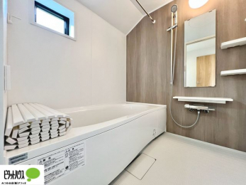 �����@�{�H��ʐ^�@�����̔�������Ă���闁���͍L�X�������B�x���͂��q�l�ƈꏏ�ɗV�тȂ������܂��ˁB